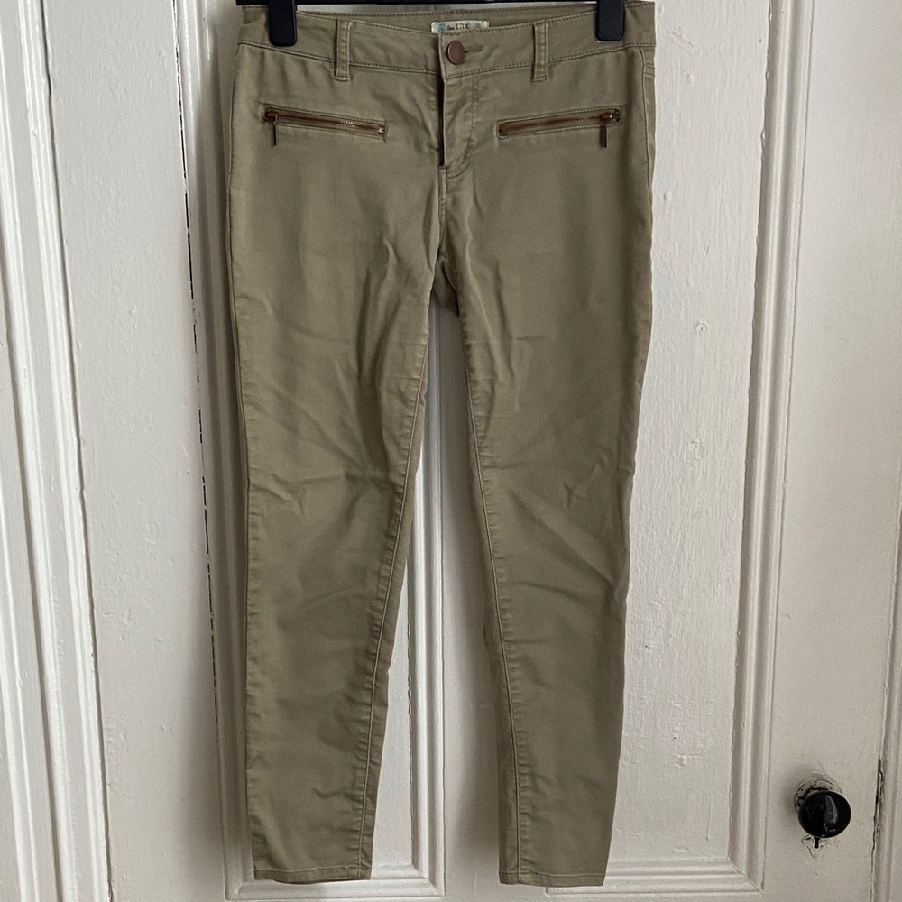 love, Fire Women's Tan Skinny Pants